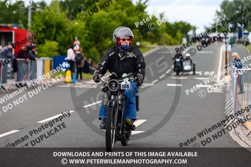 Vintage motorcycle club;eventdigitalimages;no limits trackdays;peter wileman photography;vintage motocycles;vmcc banbury run photographs